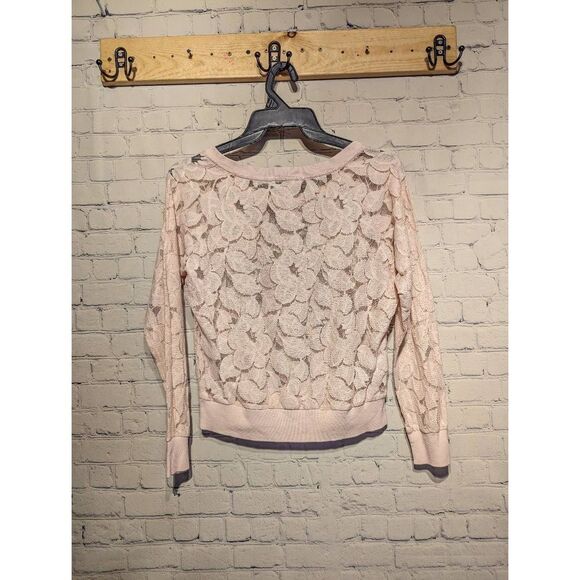 BCBC loose fit off the shoulder top small - Picture 2 of 3